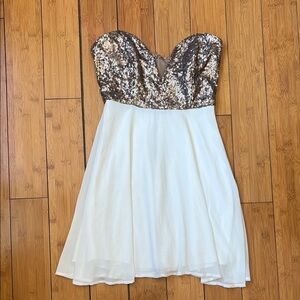 Strapless Tobi Mini Dress - S ✨